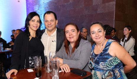  Lucero Castillo, Guillermo Chiw, Lourdes Ávila y Norma Sugrañes.