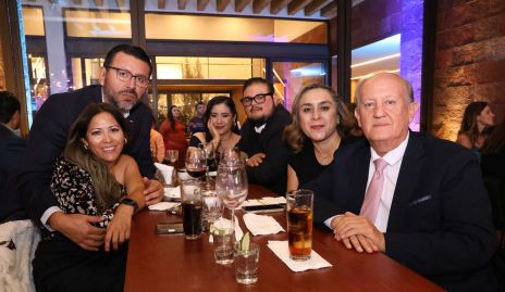  Marilú Moreno, Antonio Lomelí, Giovanna Gómez, Dante Ventura, Aide Lazcano y Carlos Ramírez.