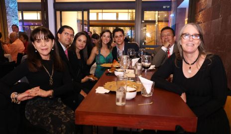  Paty Campos, Jesús Canseco, Gabriela Mundo, Karla Pérez Andrade, Antonio Briceño, Josué Olivares y Patricia Padilla.