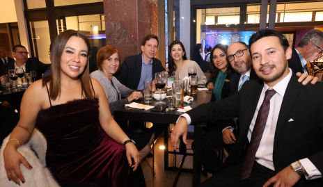  Adriana Flores, Georgina Pickens, Gamaliel Aguilera, Laura Gaytán, Hilda Sánchez Ignacio Rodríguez y Edson Alejos.