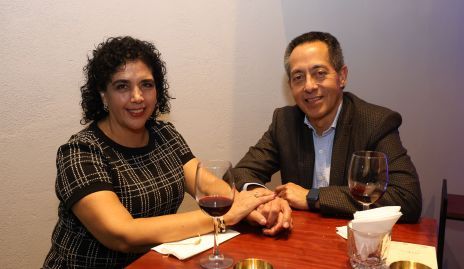  Sol Rivera y René Andrade.
