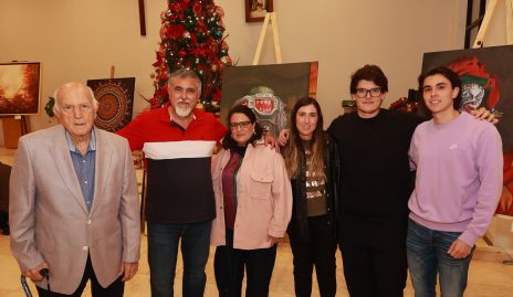  Familia Páramo, Picho, Picho, Mariana, María, Emilio y Óscar.