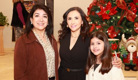  Lucero Nava, Claudia Saldaña y Ana Claudia Ayala.