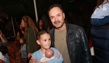  Emma Ramos y Eduardo Ramos.