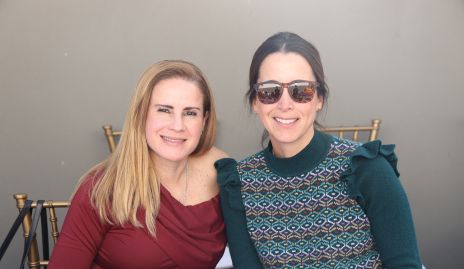  Michelle Baeza y Lore Gil.