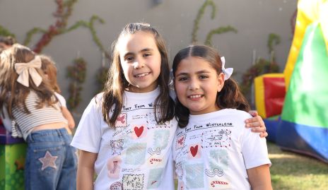  María Pía Almazán y Natalia Briseño.