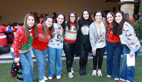  Gaby Carrillo, Isa López, Ale Alonso, Nayeli Zarur, María José Velázquez, Gaby Ponce y Carol Rivera.