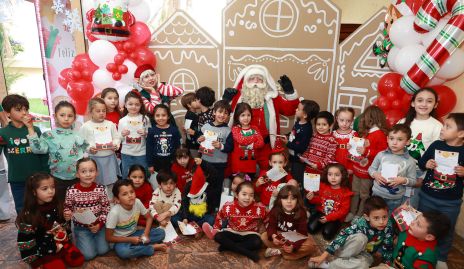 3° de Kínder de La Casita con Santa Claus.