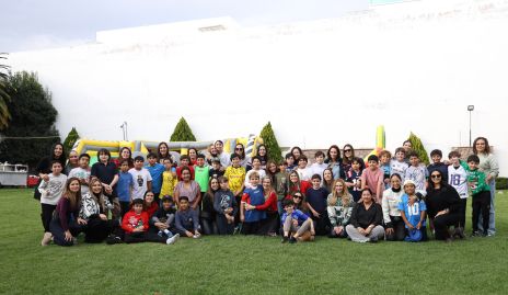  Posada de alumnos y mamás de sexto del Andes.