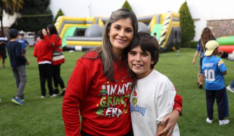  Montserrat Villanueva e Iker Villanueva.