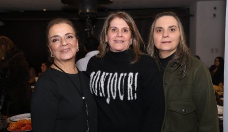  Lilian Abud, Laura Abud y Claudette Mahbub.