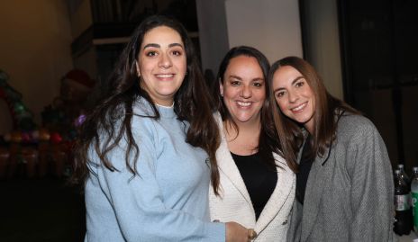  Scarlett Garelli, Julieta Garelli y Andrea Villasana.