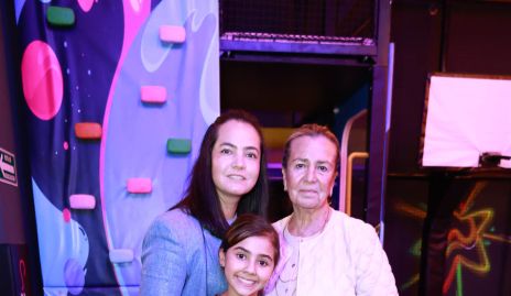  3 generaciones, Mariana Meade, María Luisa Díaz de León y Annia Martínez.