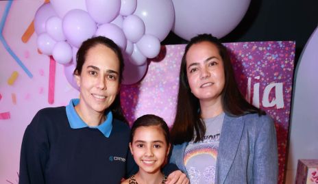  Sofía Estrada, Annia Martínez y Mariana Meade.