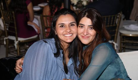  Bárbara Paredes y Marcela Villarreal.