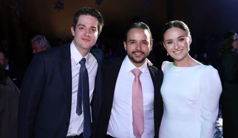  Alejandro Torres, Pablo Chávez y María Uría.