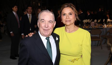 Abelardo Uría y Koky Medina, papás de la novia.