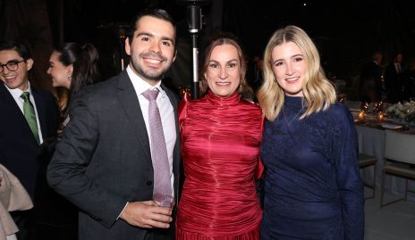  Rodrigo Pérez, Angélica Jonguitud y Macarena Anaya.