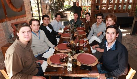  Diego Bárcena, Patricio Minondo, Juan Manuel Piñero, Sebastián Leos, Rodrigo Navarro, Martín de la Rosa, Francisco Leos, Andrés Bárcena y Carlos Malo.