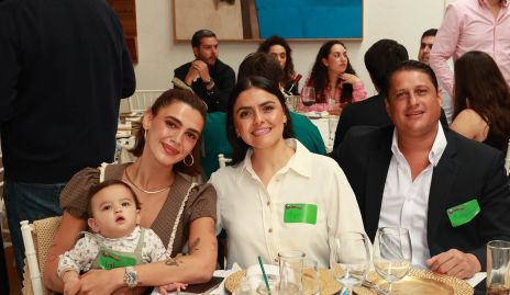  Gabriel, Daniela, Perla y Manolo.