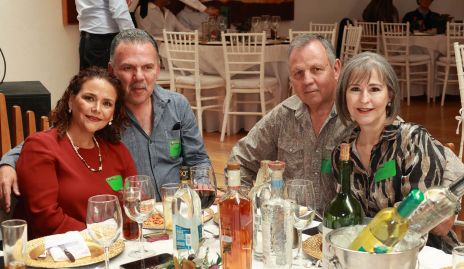  Cindu, Gustavo, Coco y Malena.