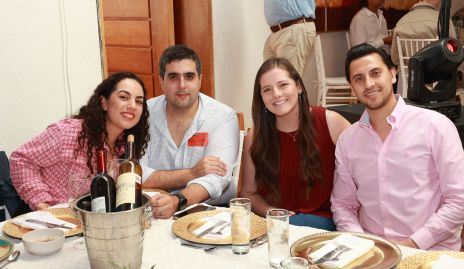  Alejandra, José Carlos, Lourdes y Andrés.