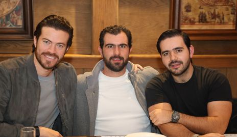  Roberto Lozano, José Luis Hernández y Mauricio Mahbub.