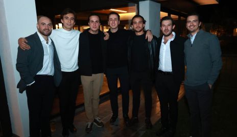  Guillermo Pizzuto, Óscar Ruiz, César Flores, Rodrigo Navarro, Santi, Óscar Mendizábal y José Miguel Meade.