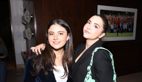  Connie Hermosillo y Marisol de los Santos.