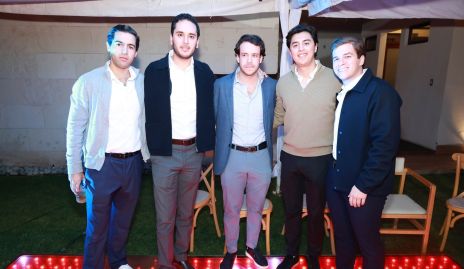   Diego Gutiérrez, Juan Pablo Chevaile, Jean Franco Pizzuto, José Miguel Ruíz y Juan Pablo Mendizábal.