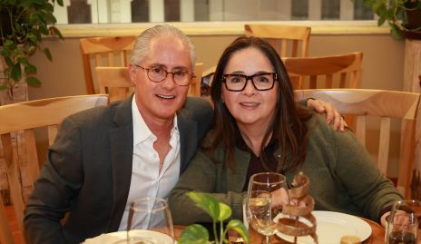  Jorge Aldrett y Claudia Álvarez.