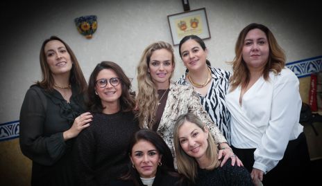  Ale López, Pilo González, Luima de la Torre, Daniela Vidal, Gaby Gómez, Vero Alvarado.