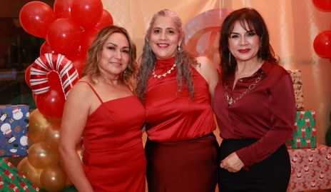  Tete Loredo, Magdalena Salas y Maricarmen Rendón.