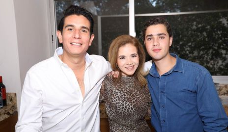 Memo Reed, Sigrid Werge y Eduardo Zendejas.