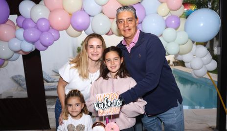  Michel Baeza y David Cortés con Vale y María José.