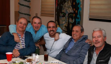  Héctor Valle, Gerardo Valle, Claudio Valle, Gabriel “Pinto” Valle y Jerónimo Gómez.