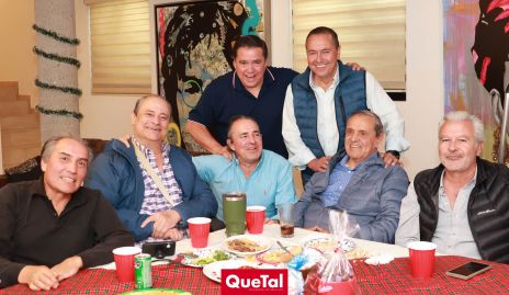  José Luis Valle, Juan Carlos Valle, Mancha González, Héctor Valle, Gerardo Valle, Gabriel “Pinto” Valle y Jerónimo Gómez.