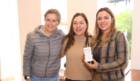 Sofía Torres, Libeth Olivas y Alessia Mendoza.