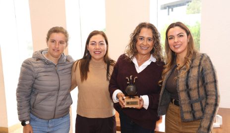 Sofía Torres, Libeth Olivas, Patricia Lara y Alessia Mendoza.