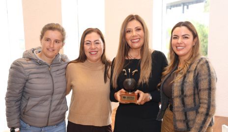 Sofía Torres, Libeth Olivas, Verónica Robledo y Alessia Mendoza.