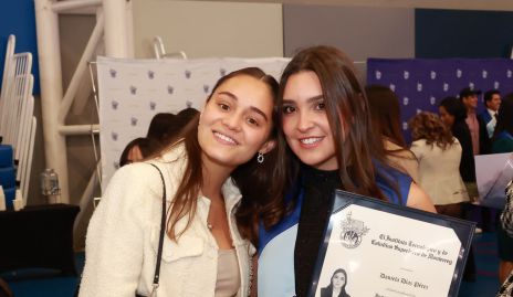  Úrsula y Daniela Díaz Pérez.