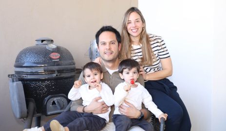  Mariano Berrones, Roberto Berrones, Roberto Berrones y Melissa Compeán.