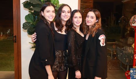  Natalia Loredo, María Duque, Ana Cris Almazán y Montse Marín.