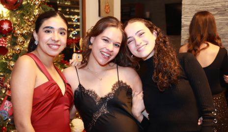  Sofía Espinosa, Majo Martínez y Montse Estrada.