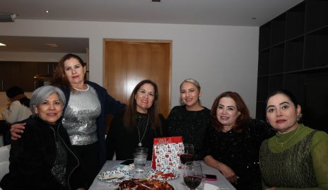  Tere Zavala, Irma Jiménez, Criti Cano, Fátima Naranjo, Martha Naranjo, Griselda Jiménez.