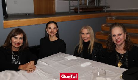  Marisa Contreras, Brenda, Rosi y Amalia Castillo.