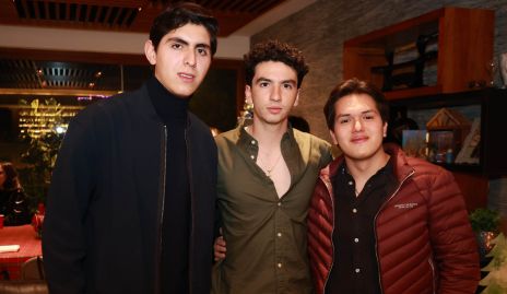  César Espinosa, Daniel Domínguez y Leonardo Tobías.