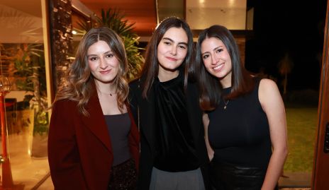  Isa Villalobos, María Vigata y Ana Paula Jiménez.