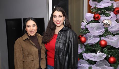 Aylin del Ángel y Ángela Gallardo.