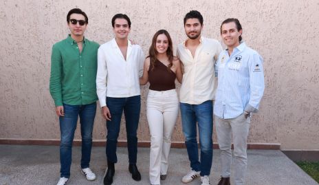  Pablo Rodríguez, Kevin Hervert, Martha Ricavar, Luis Pablo Zacarías y  Mau Tinajero.